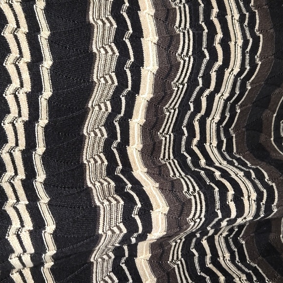 *Last Chance* NWT - Midi Sweater Dress - Picture 2 of 6